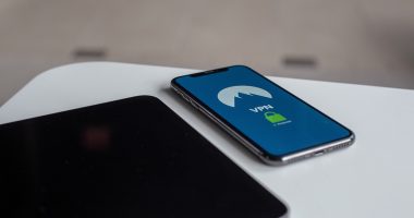 Zero-knowledge proofs for AI privacy - Short Url Media